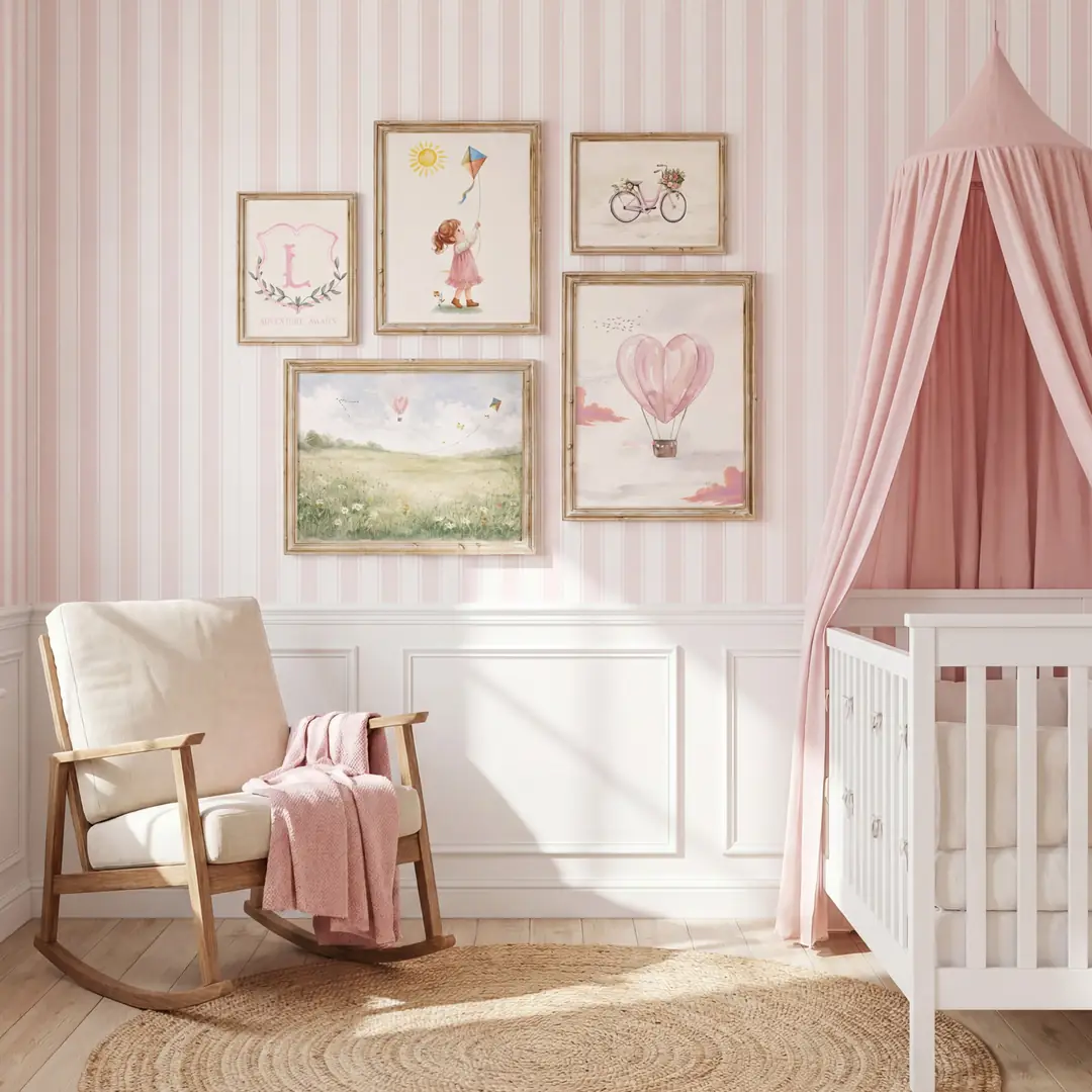 Ürün görseli: Kız Bebek Odası Poster Seti Pembe Kalpli Balon ve Çiçekli Bisiklet Temalı